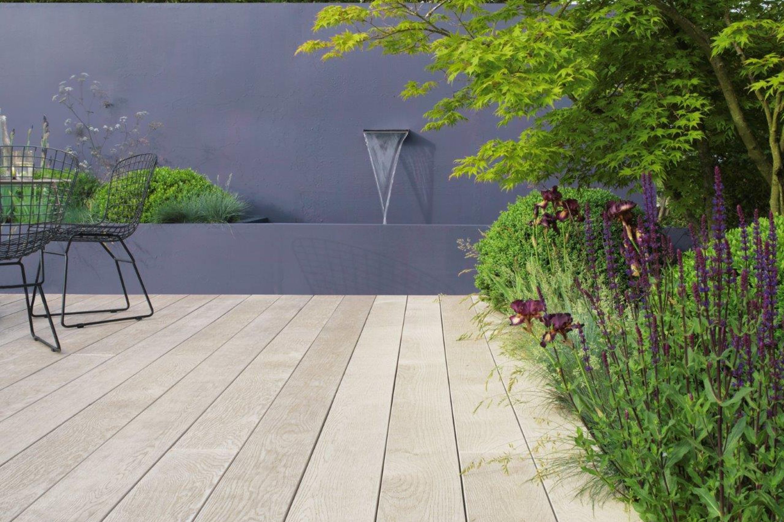 Millboard Limed Oak | Enhanced Grain Decking