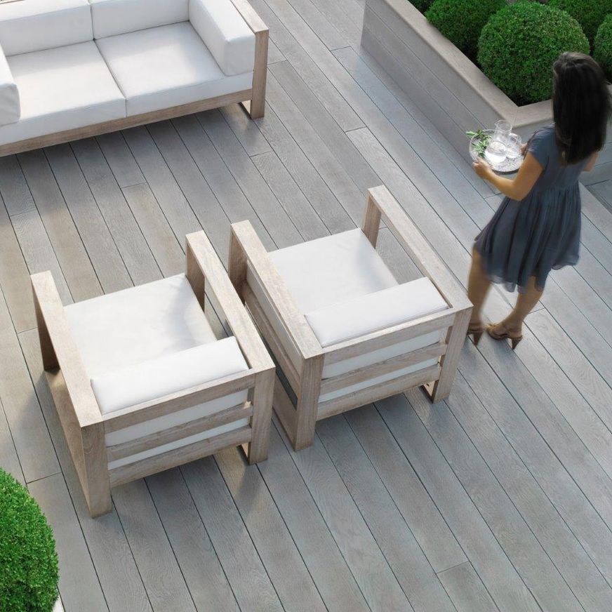 Smoked Oak | Enhanced Grain Decking