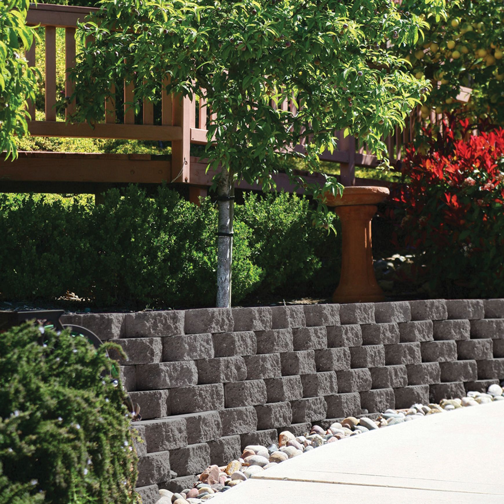 Garden Wall Tri-face - Retaining