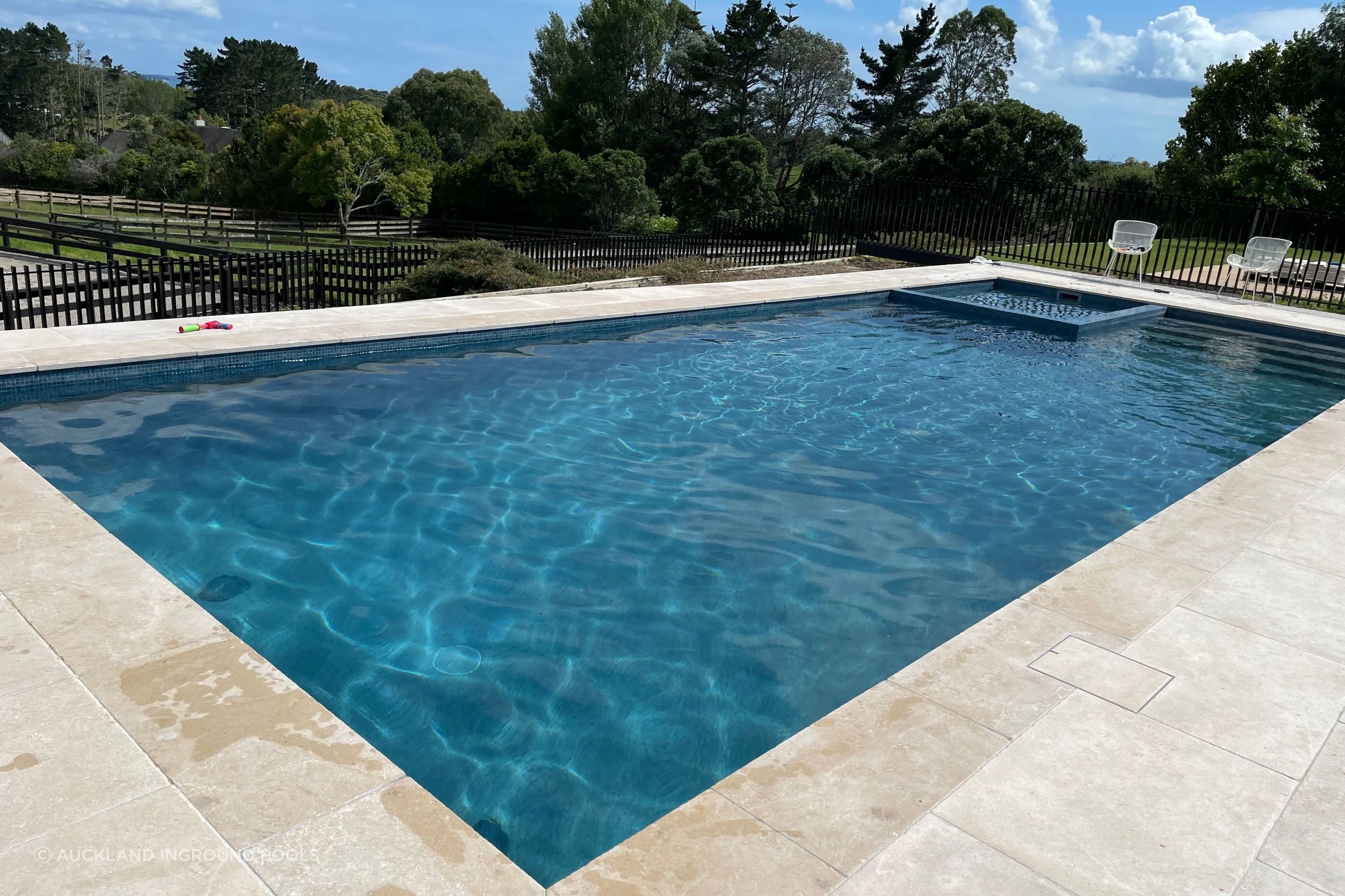 Jewels for Pools Ultra - Pool Plaster