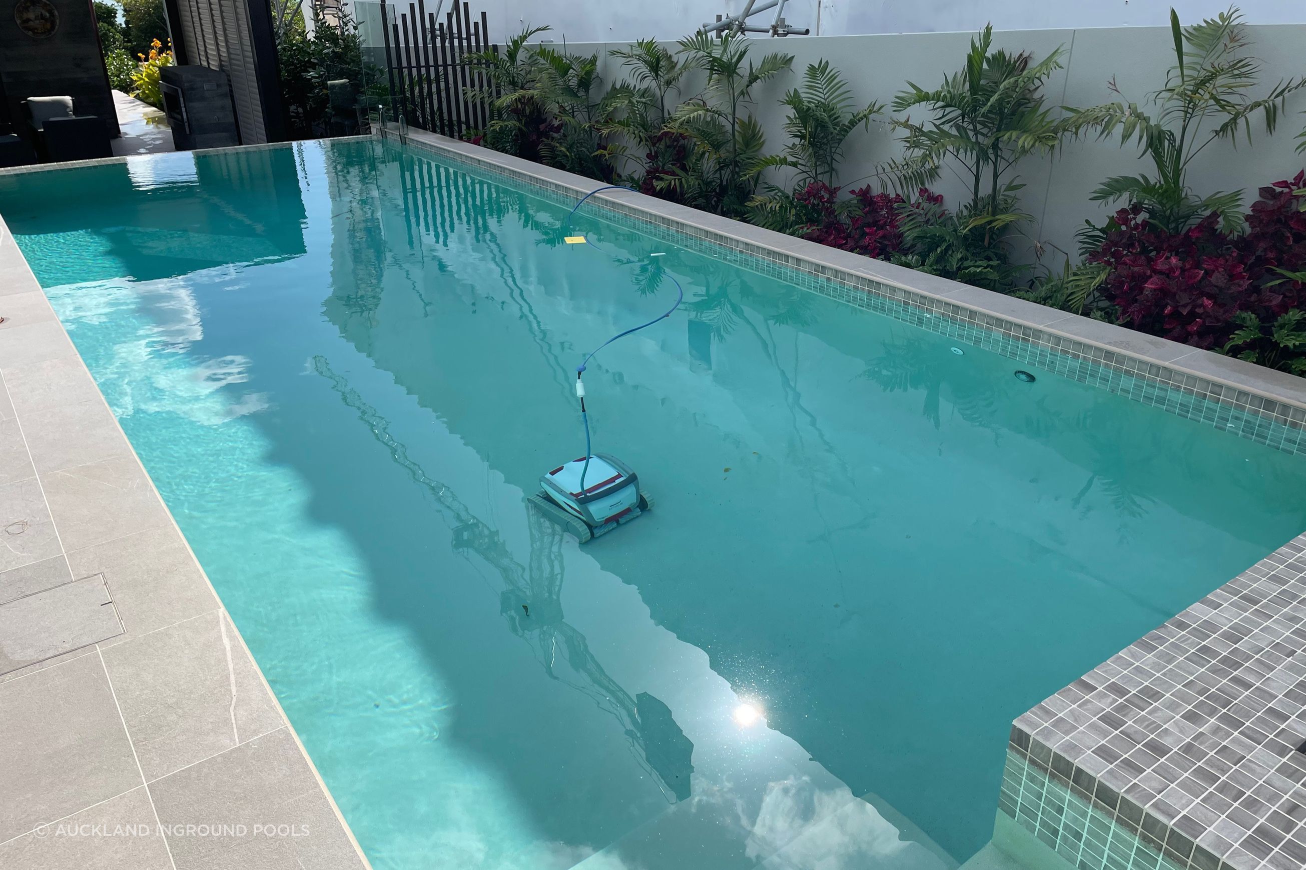 Jewels for Pools Ultra - Pool Plaster