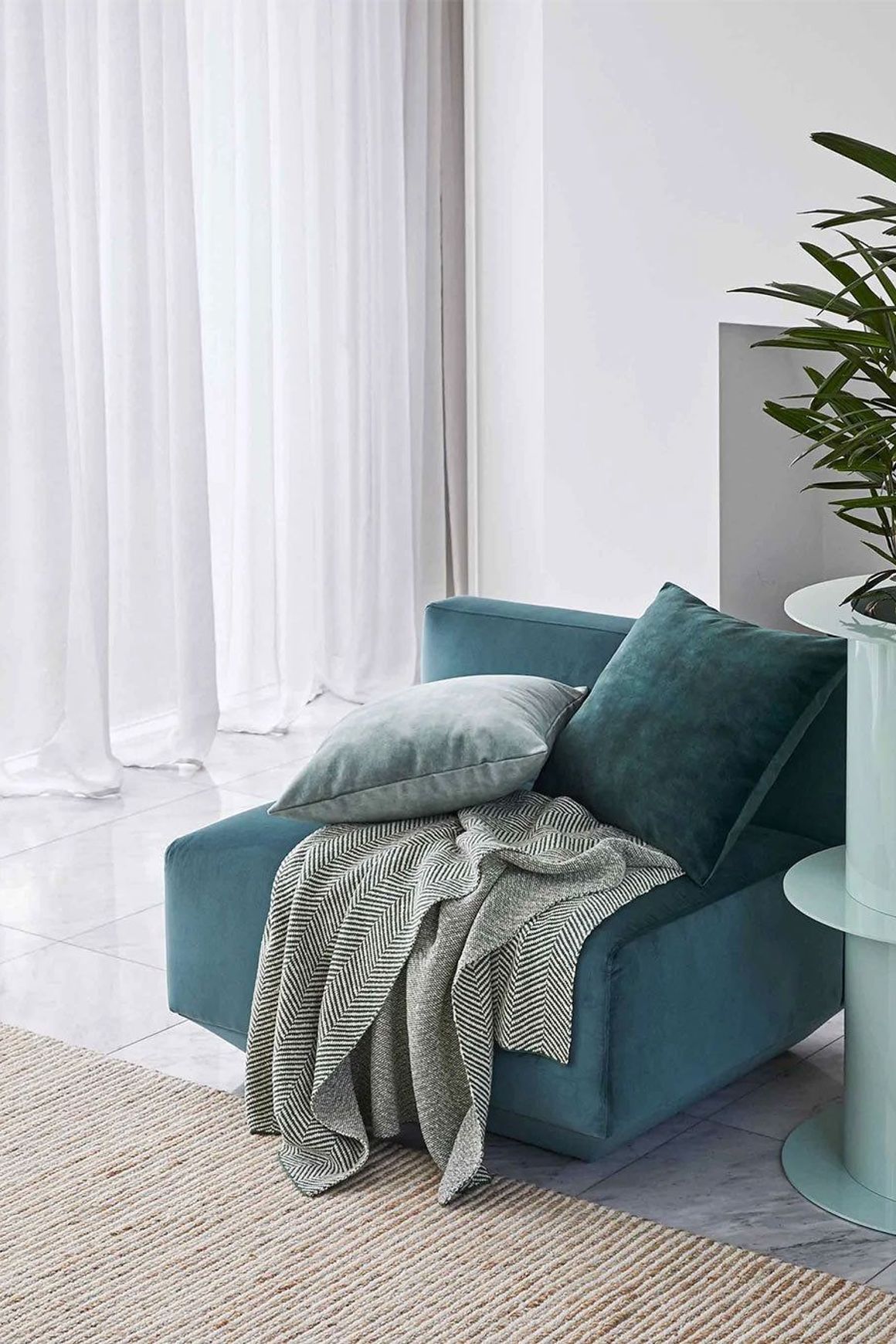 Weave Home Ava Velvet Cushion - Emerald | 50 x 50cm