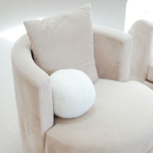 Boucle Small Round Cushion