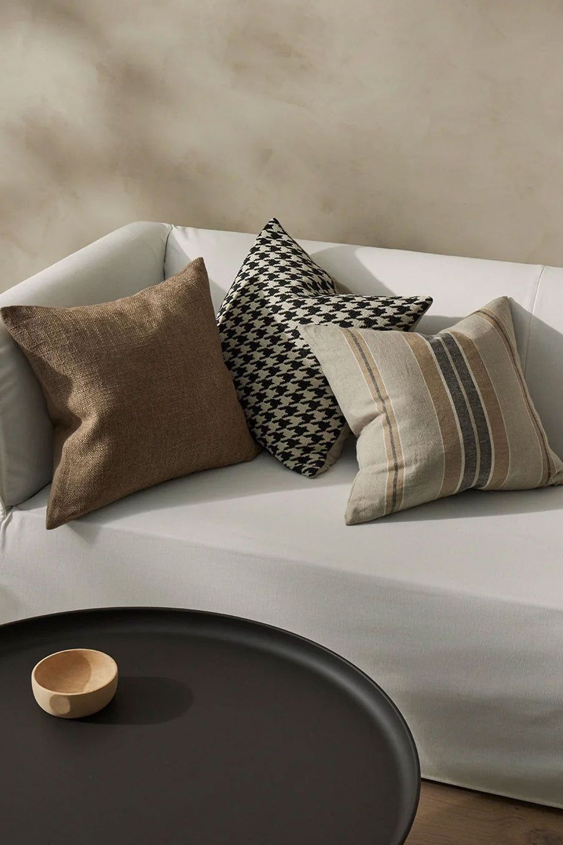 Weave Home Giovanni Cushion - Midnight | Bouclé Houndstooth