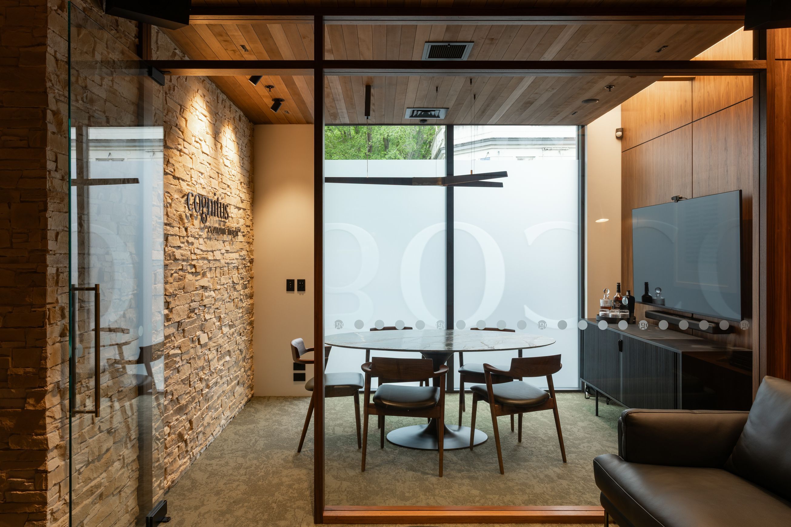 Ledge Stone Wall Panels by Muros - Real Stone Facade