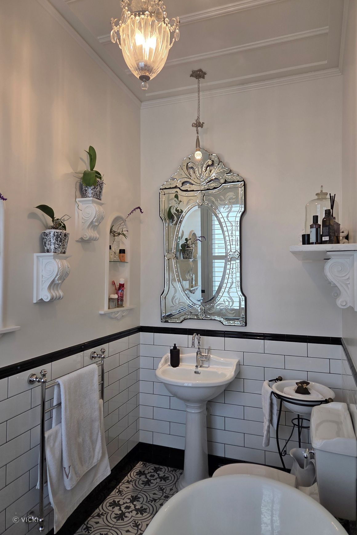 Corbels & Arch Ends