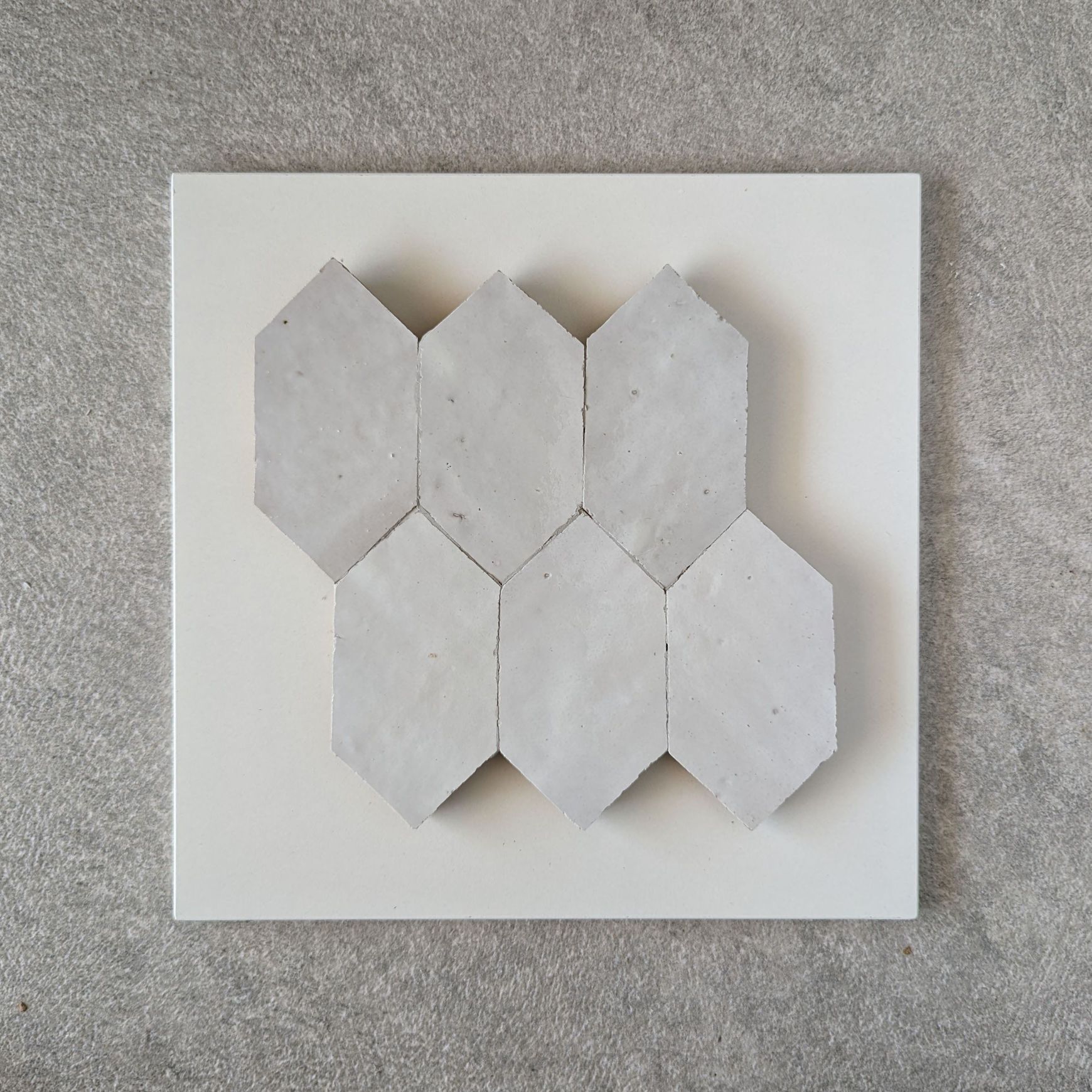 Moroccan Zellige - Nahla Hex - Lily White