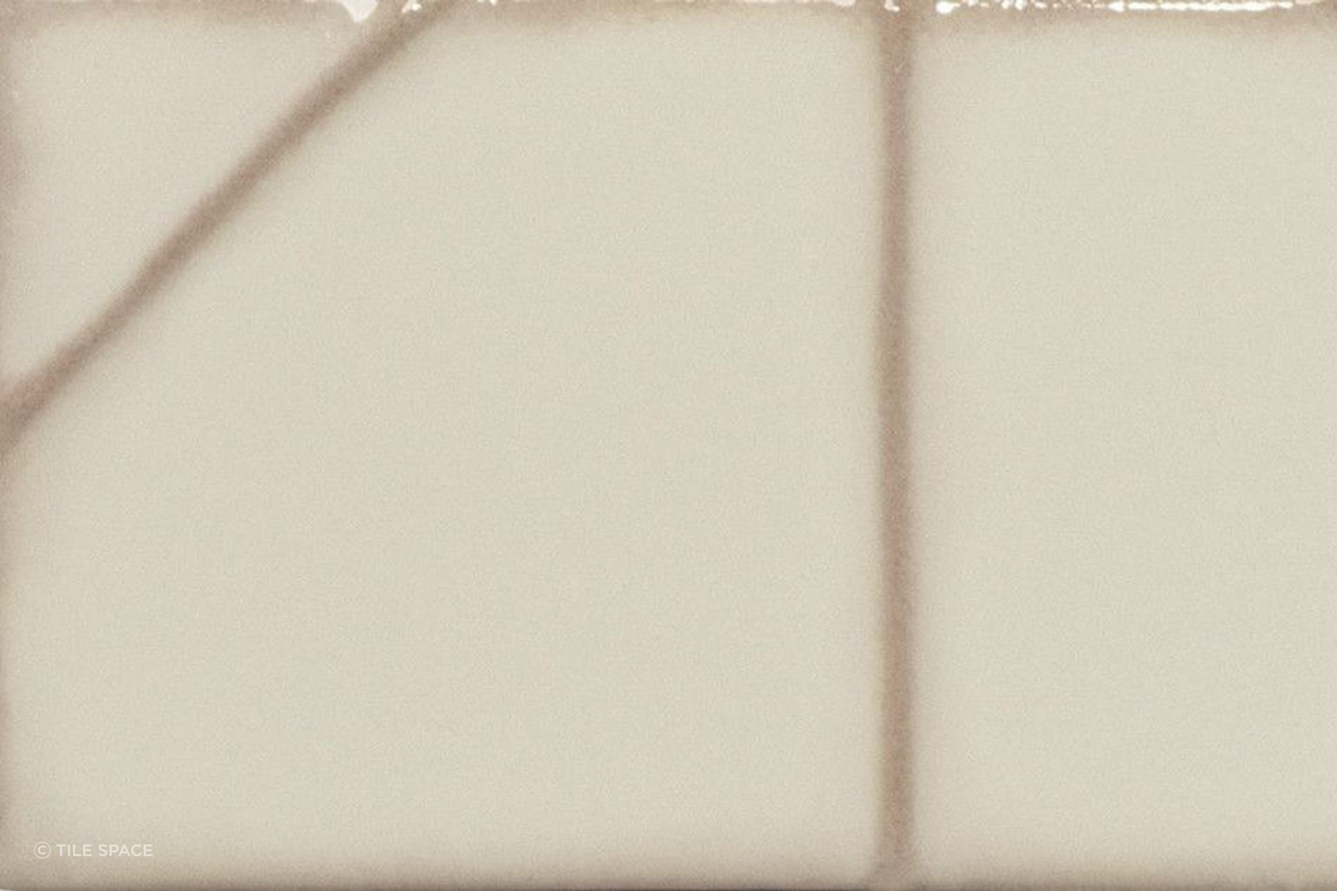 Yoko | Origami Daisy Gloss | 62x125