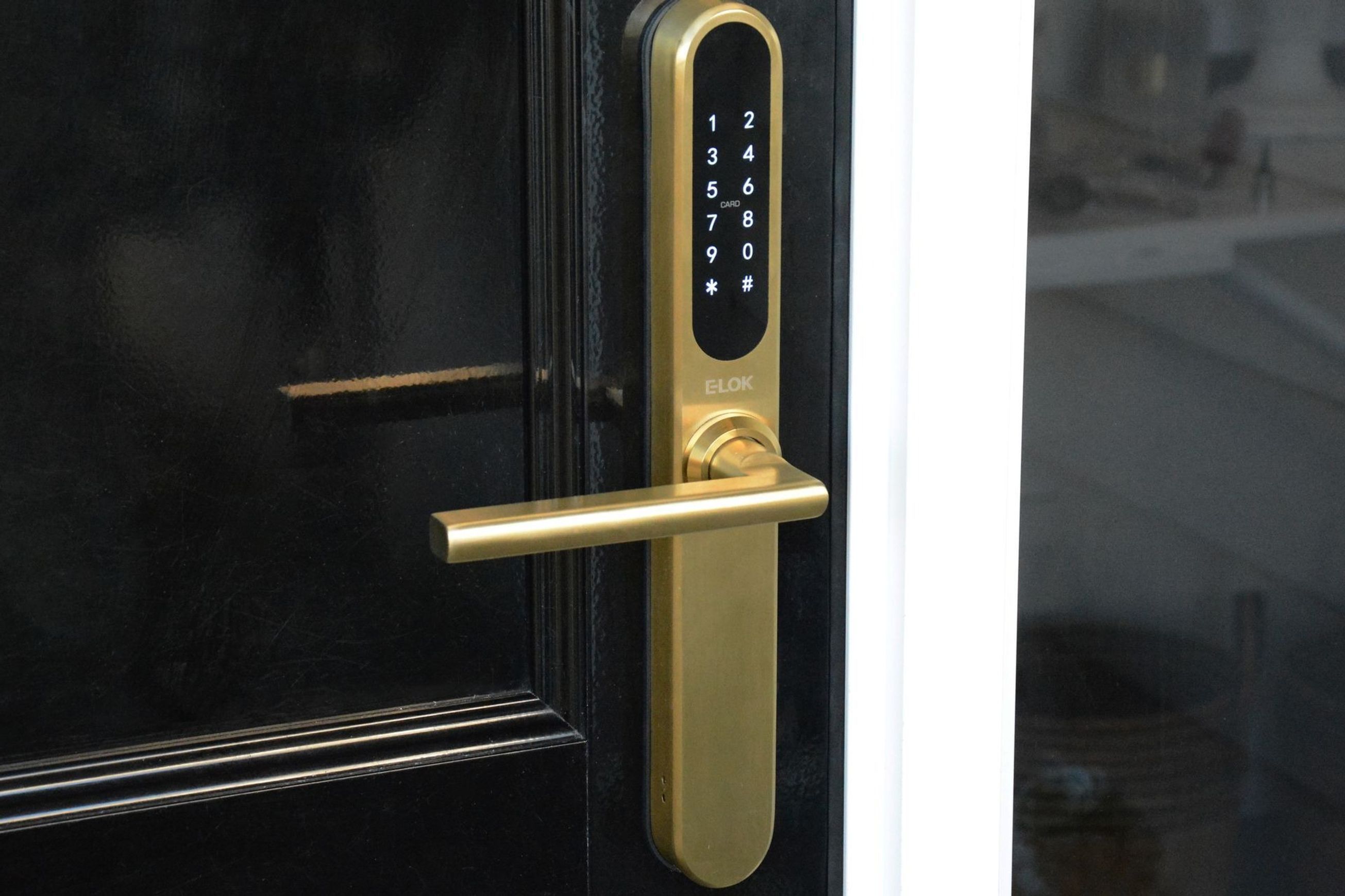 E-LOK 9-Series Smart Lock