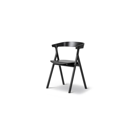 YKSI Chair by Fredericia