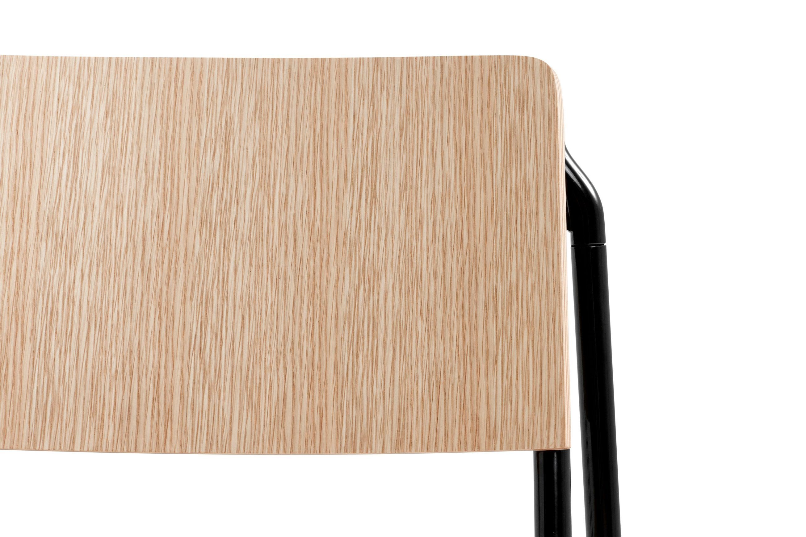Petit Standard Chair by HAY