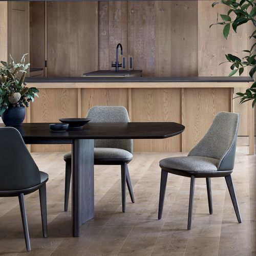 Johannna | High Back Chair