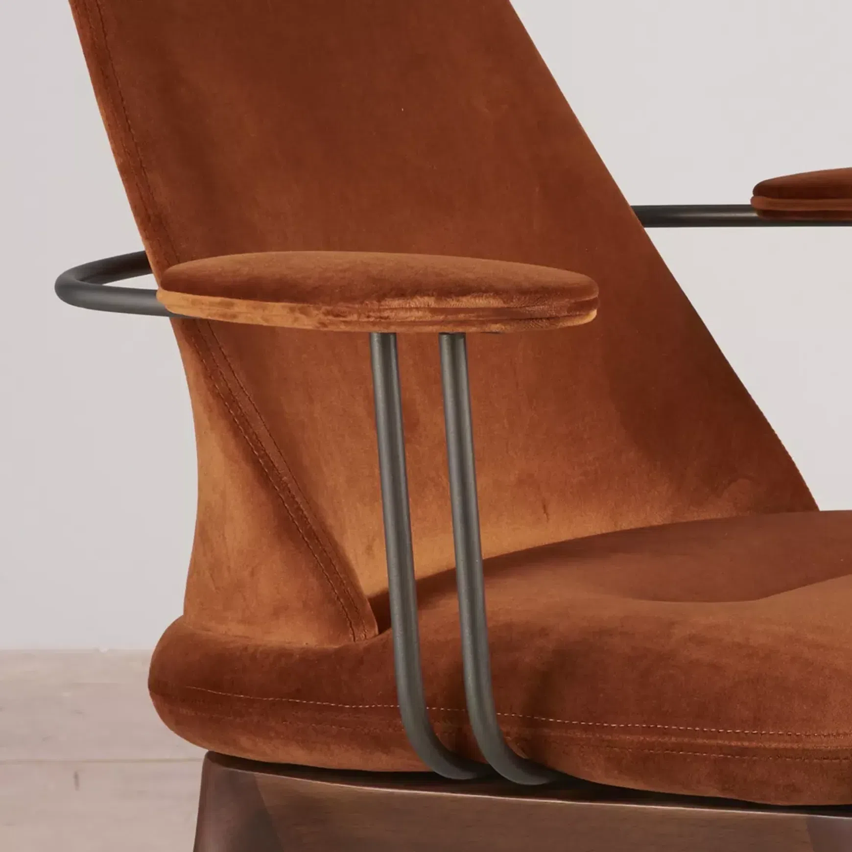 Winch Swivel Dining Chair