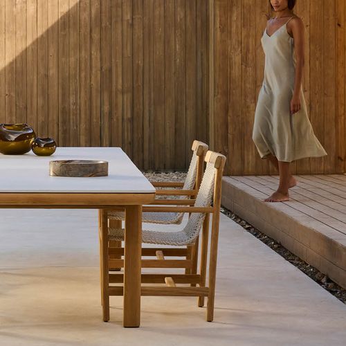 Amanu Armchair