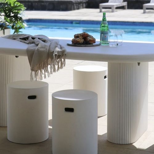 Solona Outdoor Concrete Table