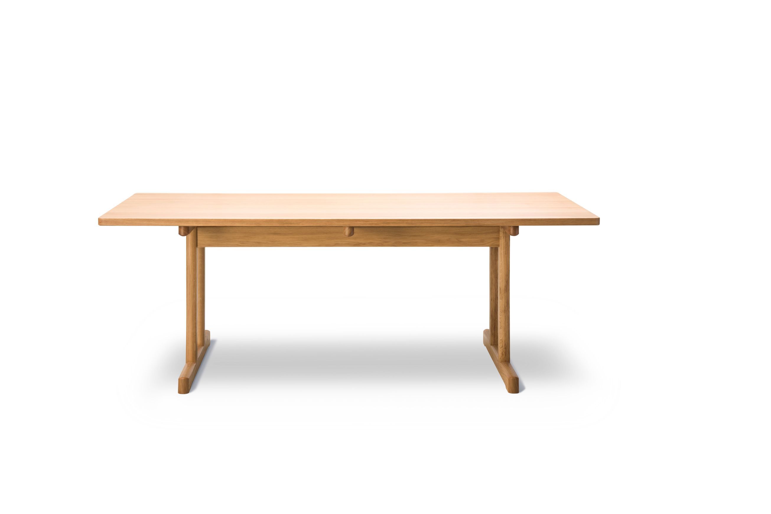 6386 Dining Table by Fredericia