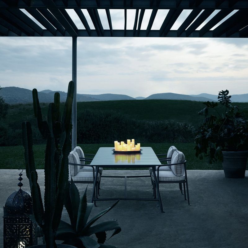 Borea Table