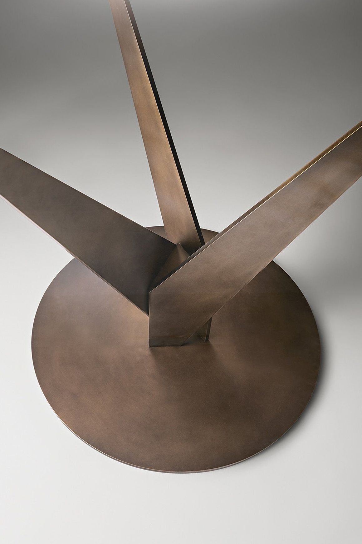 Epsylon Table
