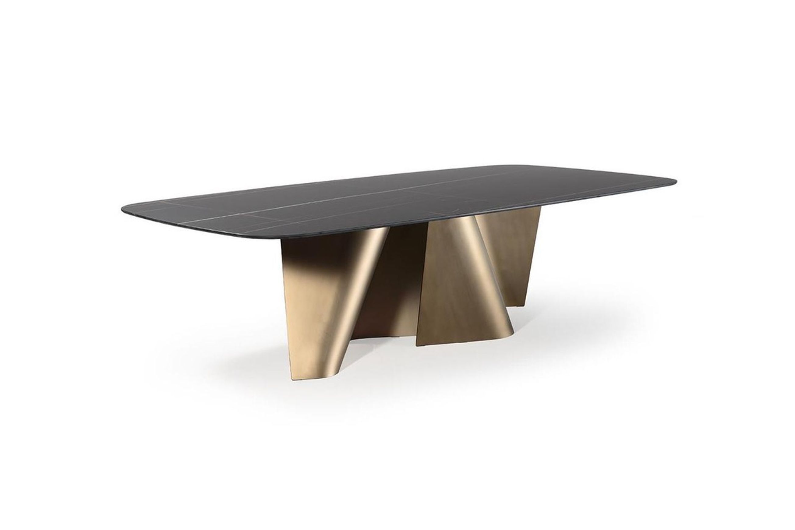 Esse Dining Table