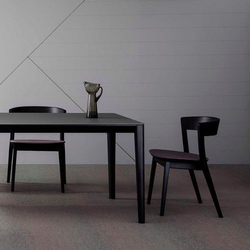 Smith 220 Glass Top | Table