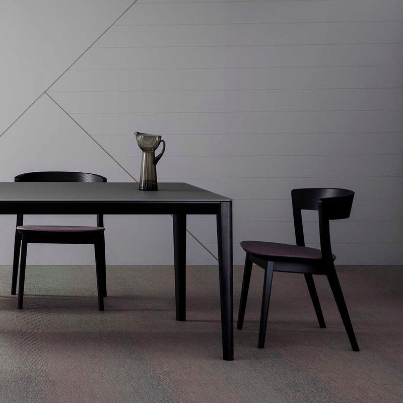 Smith 220 Glass Top | Table