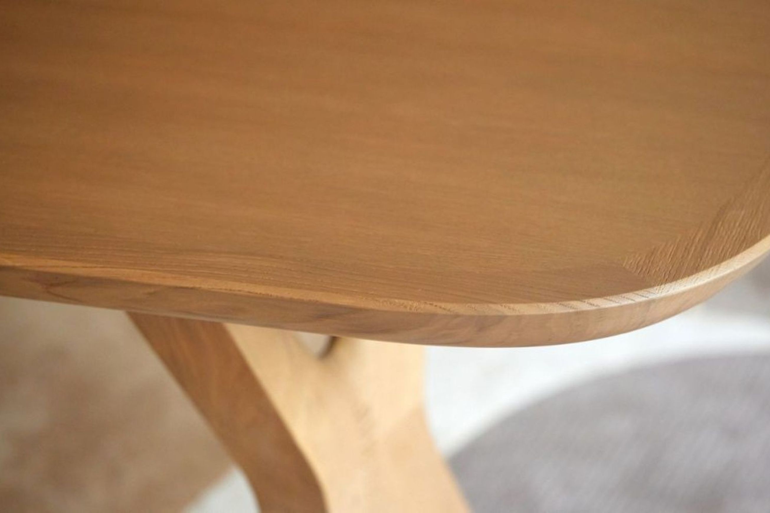Whisper Dining Table