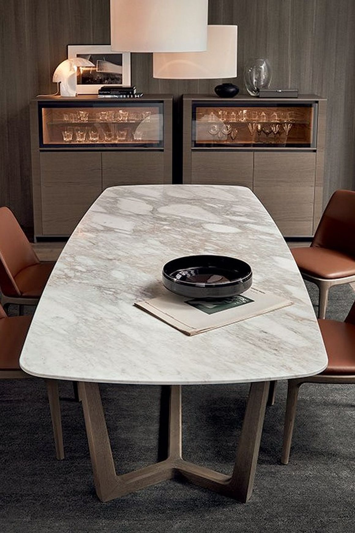 Concorde Table