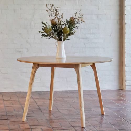 Franki Hardwood Round Dining Table | Natural