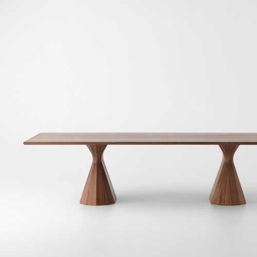 Grand Ballerina Table