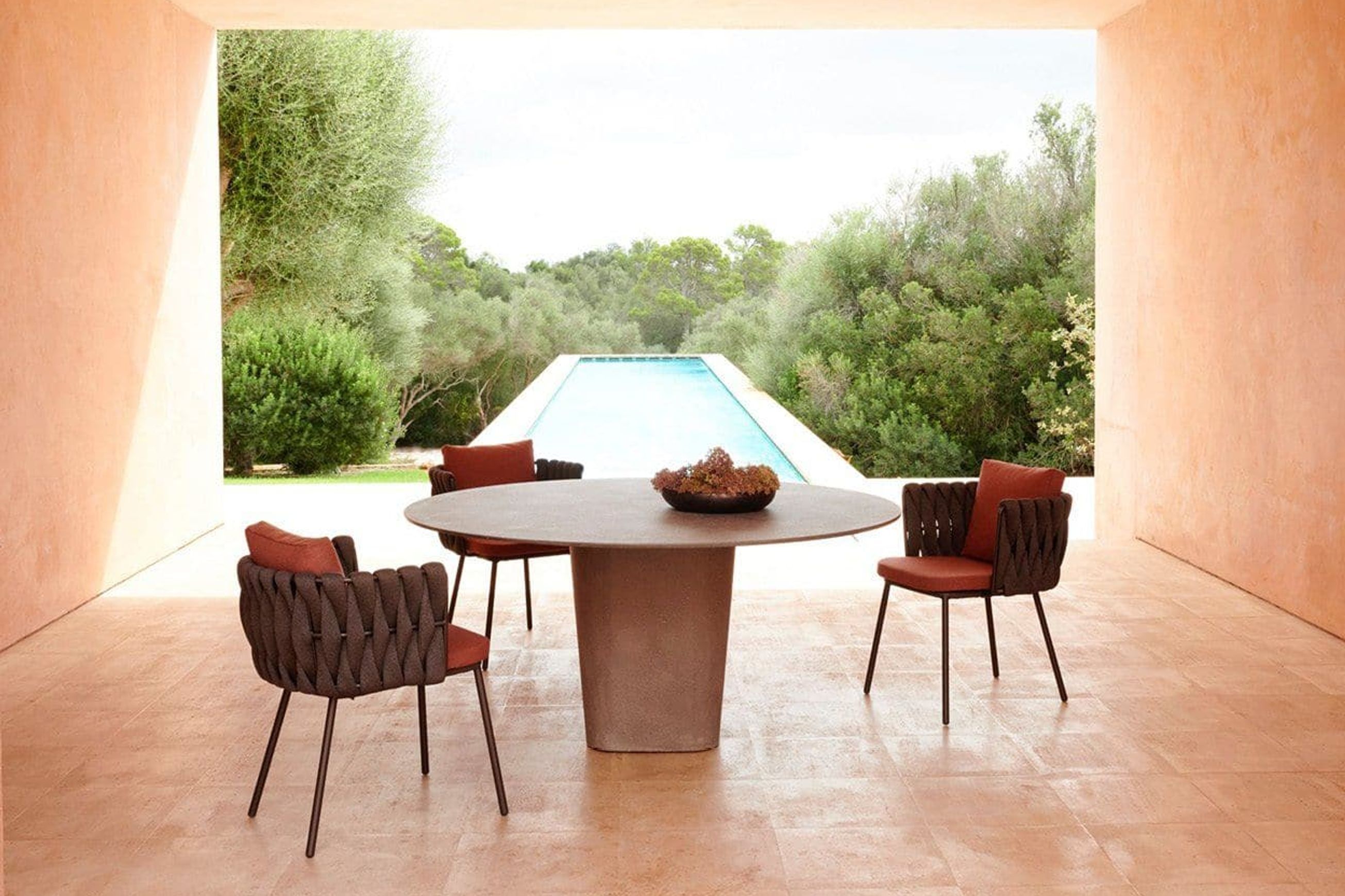 Tao | Tables