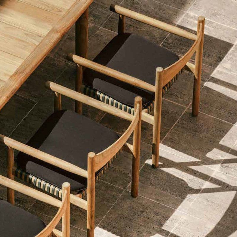 TIBBO | Dining Tables