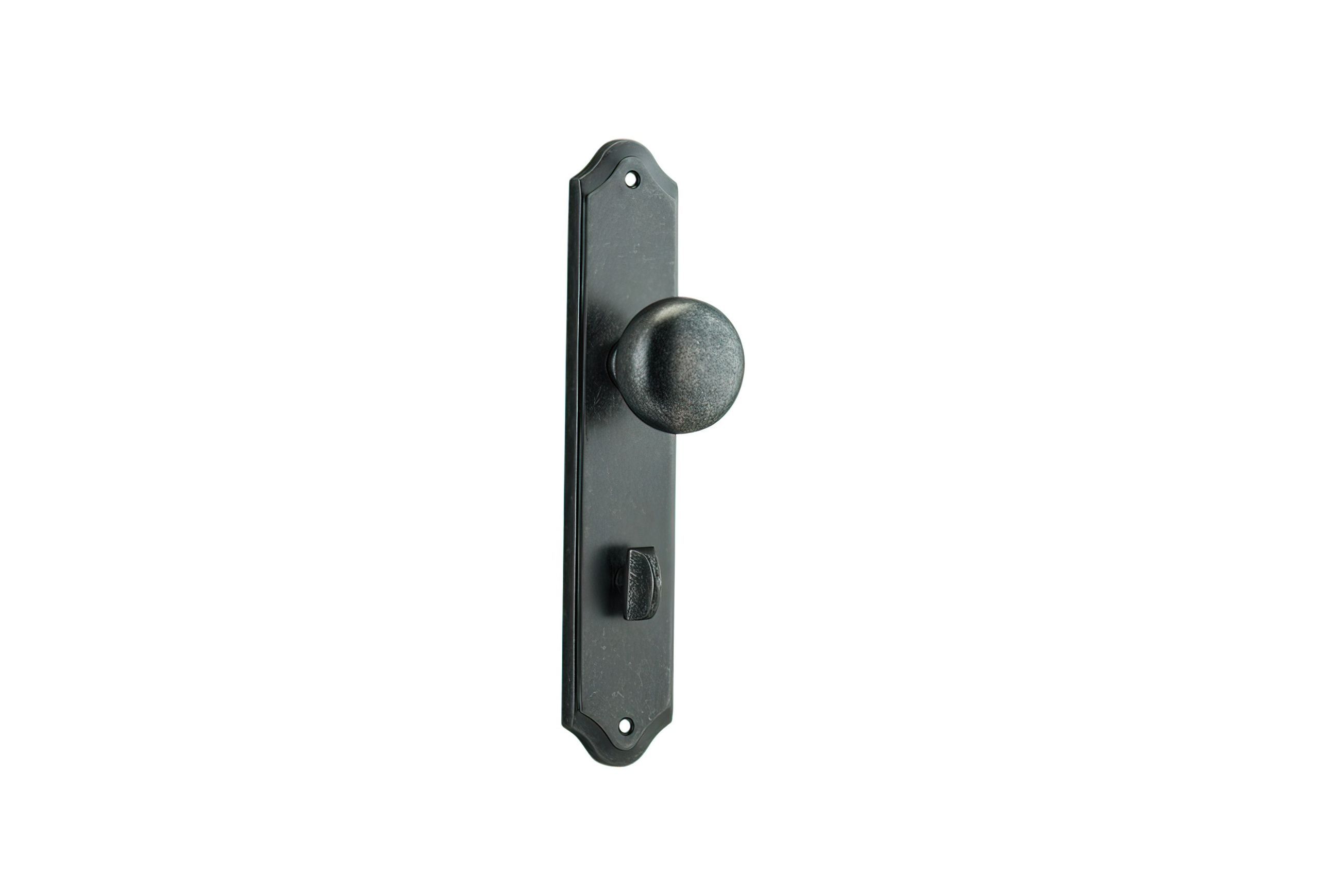 Iver Cambridge Door Knob on Shouldered Backplate Distressed Nickel