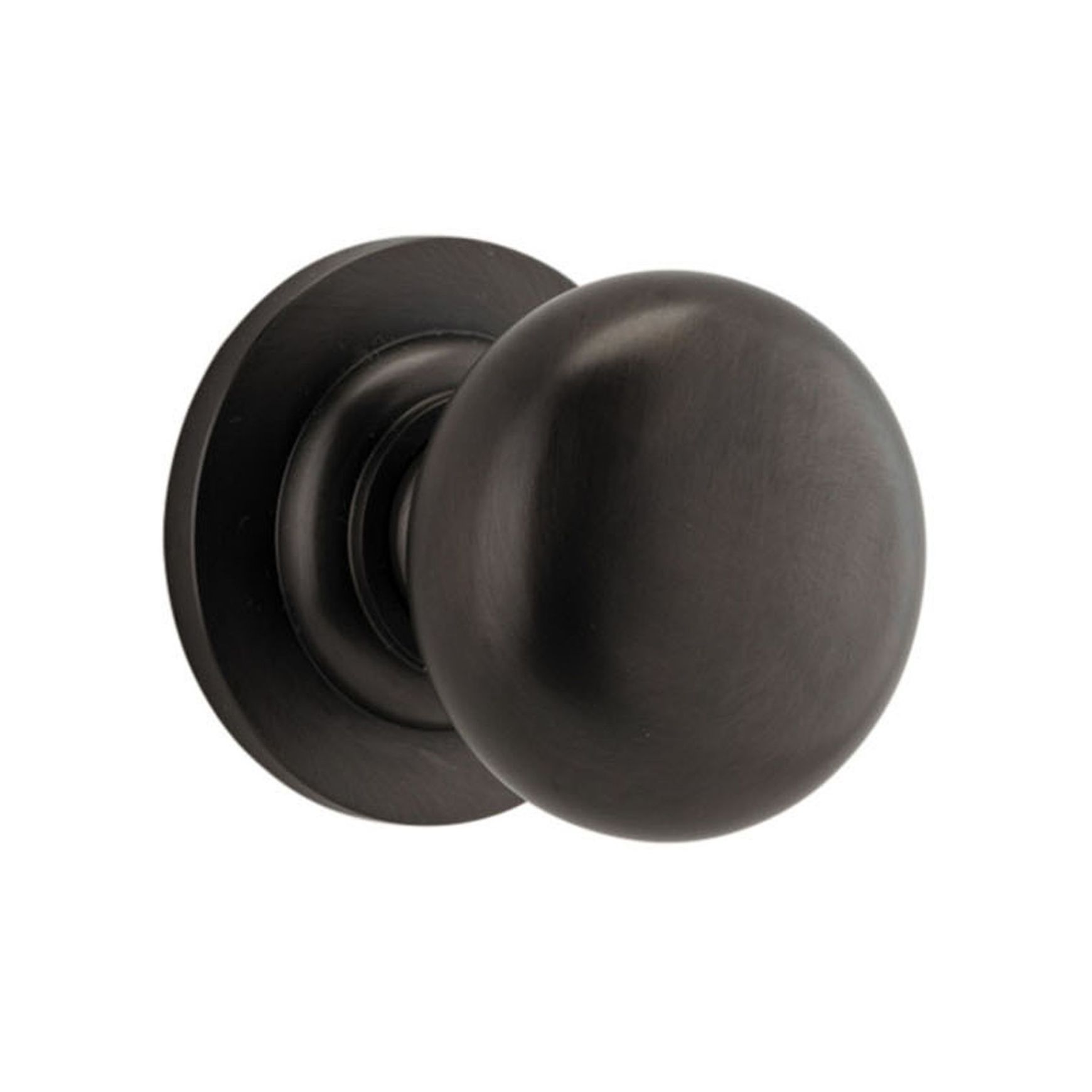 Iver Cambridge Door Knob on Round Rose