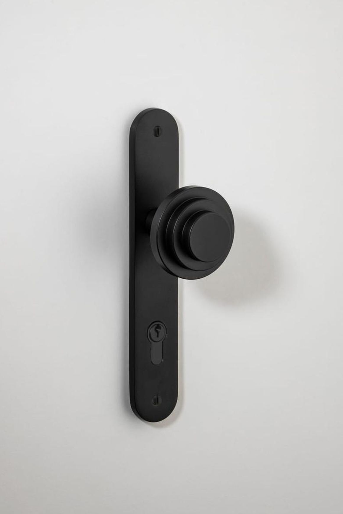 Zzzigurat Knob - Oval Backplate