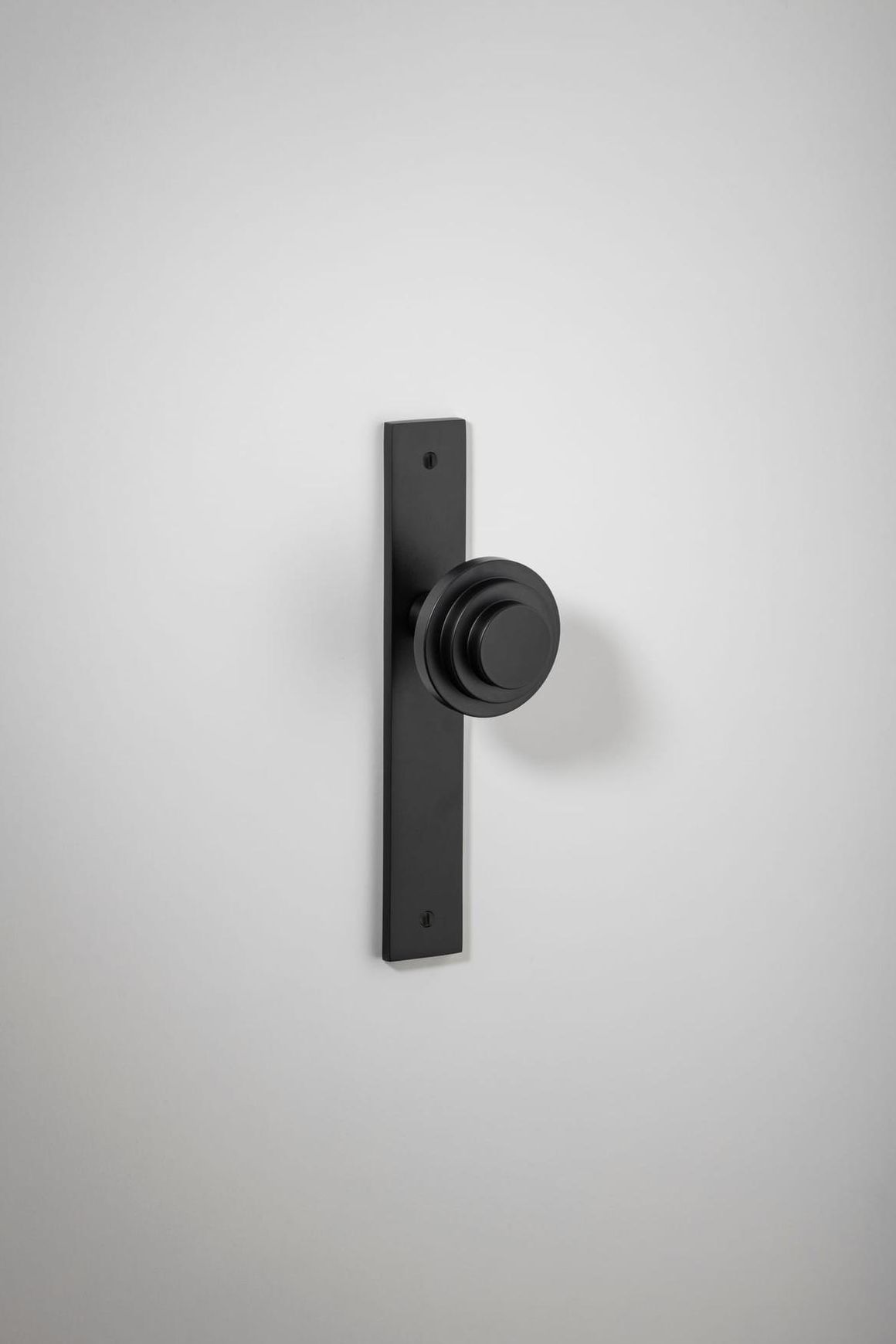 Zzzigurat Door Knob - Rectangular Backplate