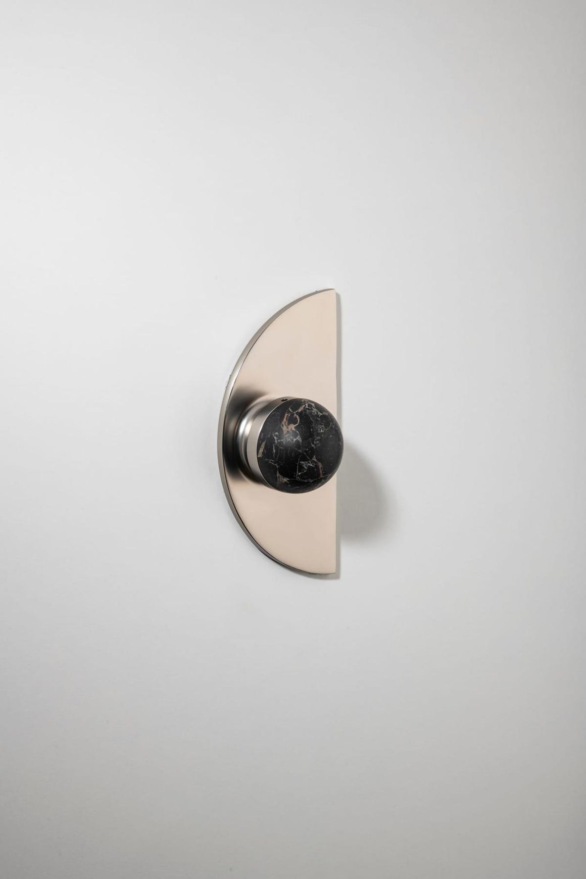 H03 Knob on Backplate Half Moon