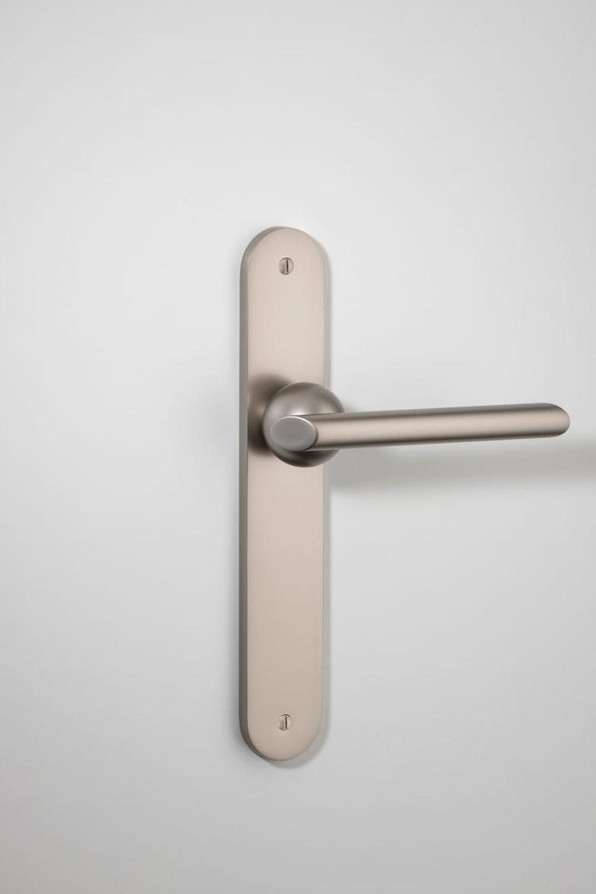 Futurismo Lever - Oval Backplate