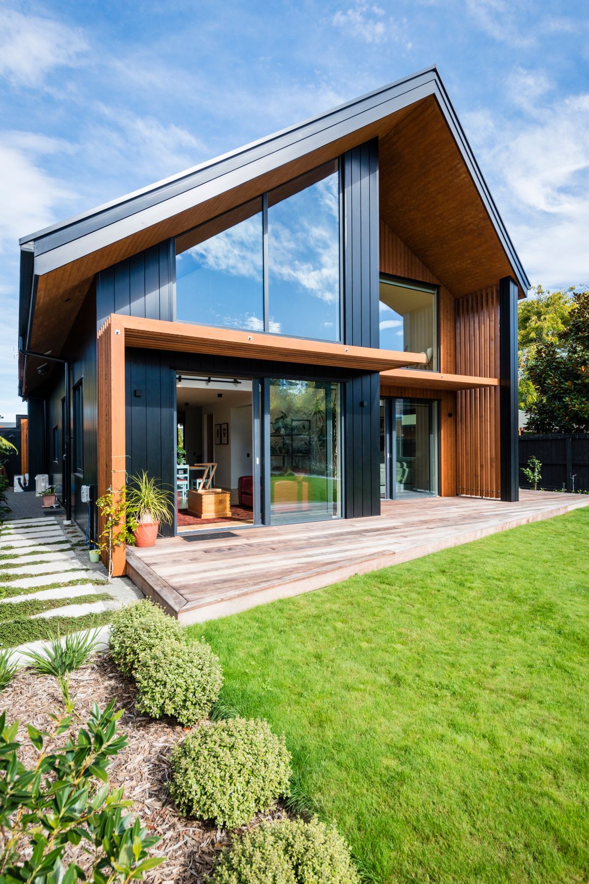 Low E SunX™ Grey - Tinted Solar Control Thermal Glass