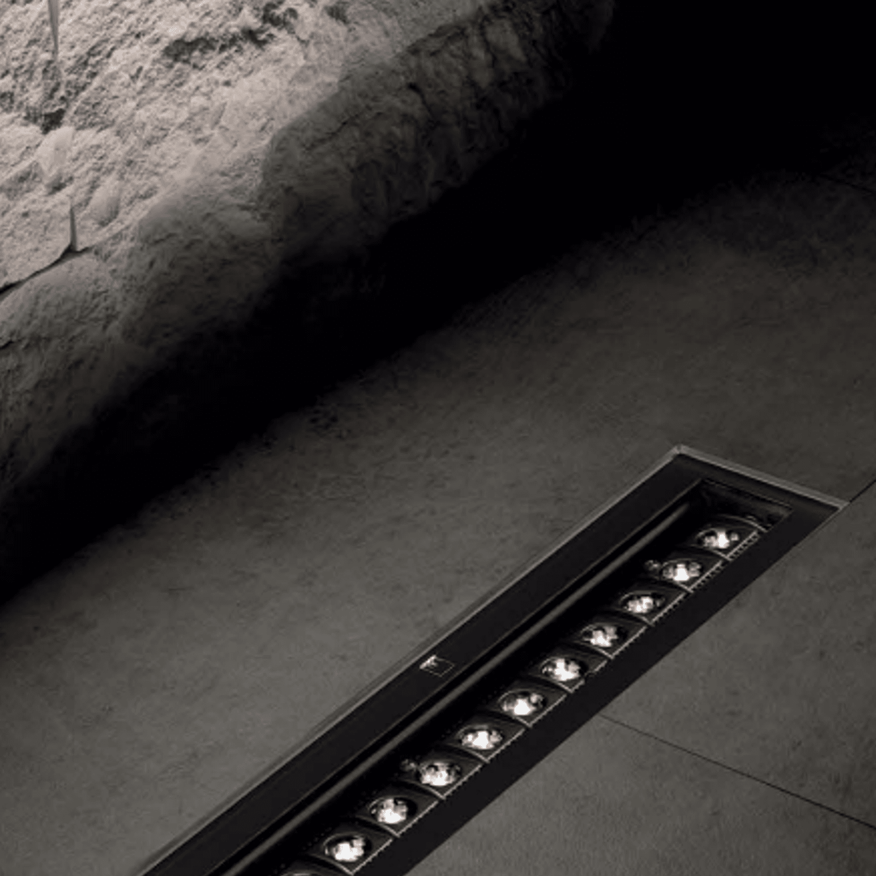 TAGO by L&L Luce&Light