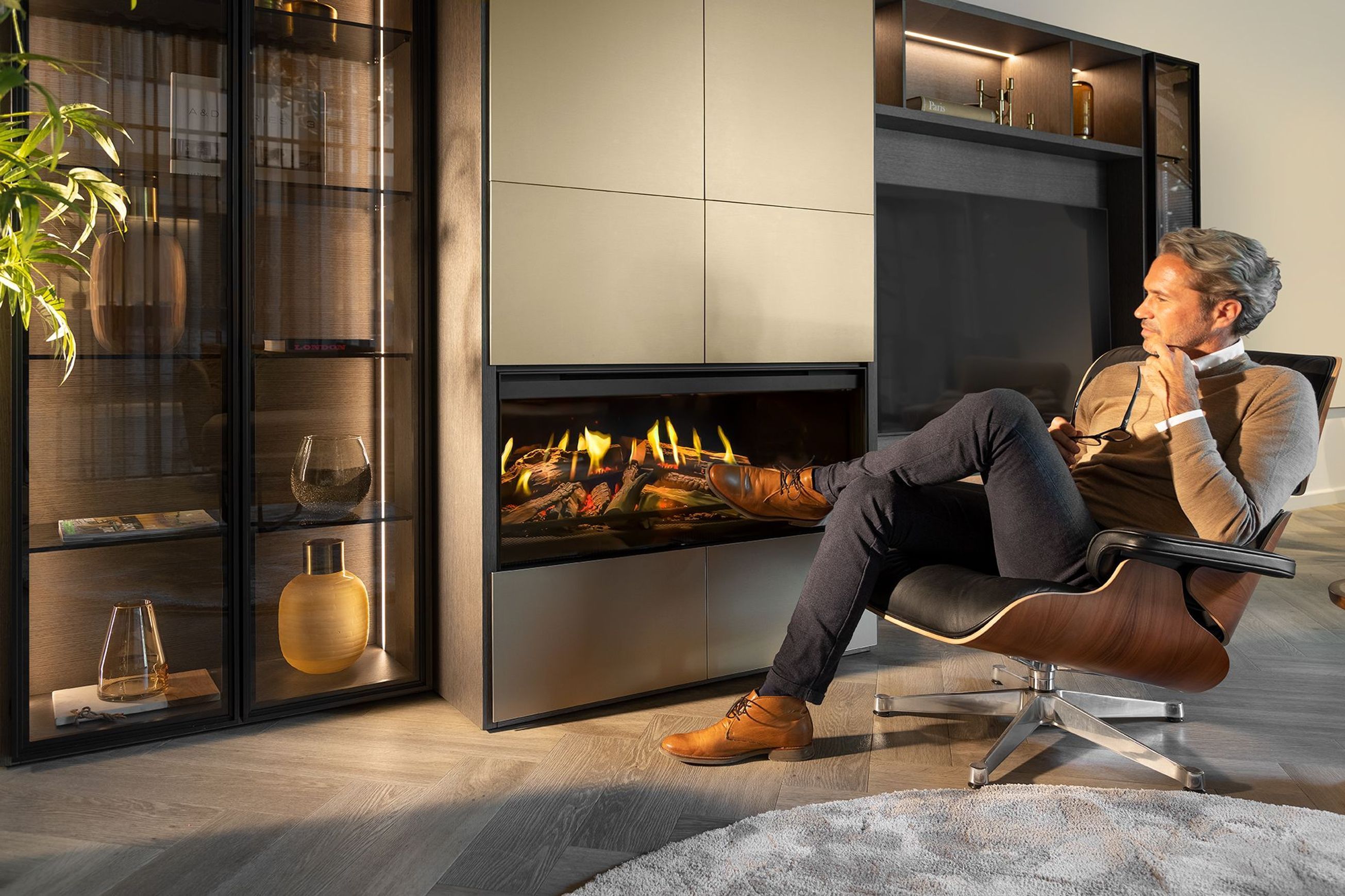 E-One 100 F - Single Sided Electric Fireplace