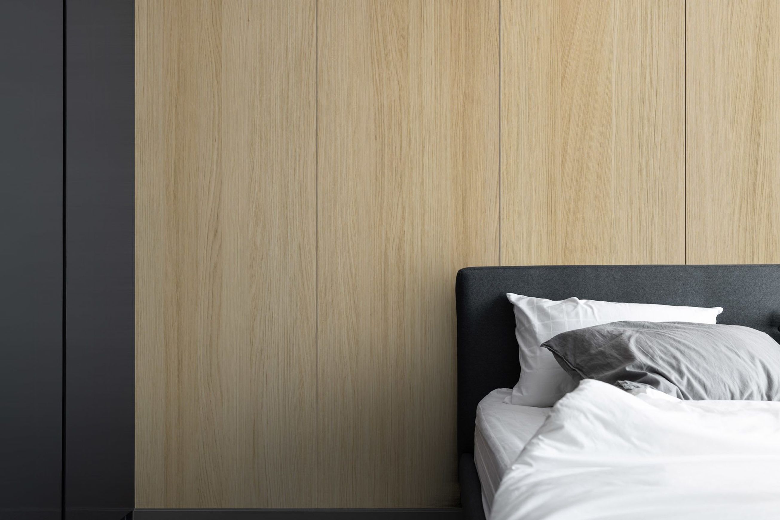 Ivory Oak Shinnoki Prefinished Timber Veneer