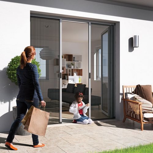 Venette™ Retractable Pleated Mesh Insect Screens