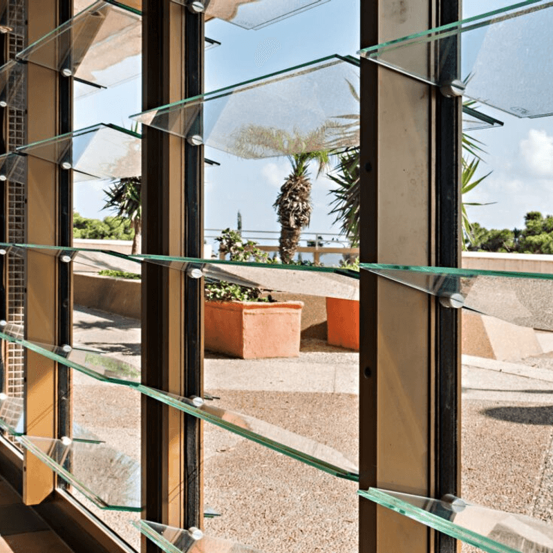 Aeras – Frameless Glass Louvre System