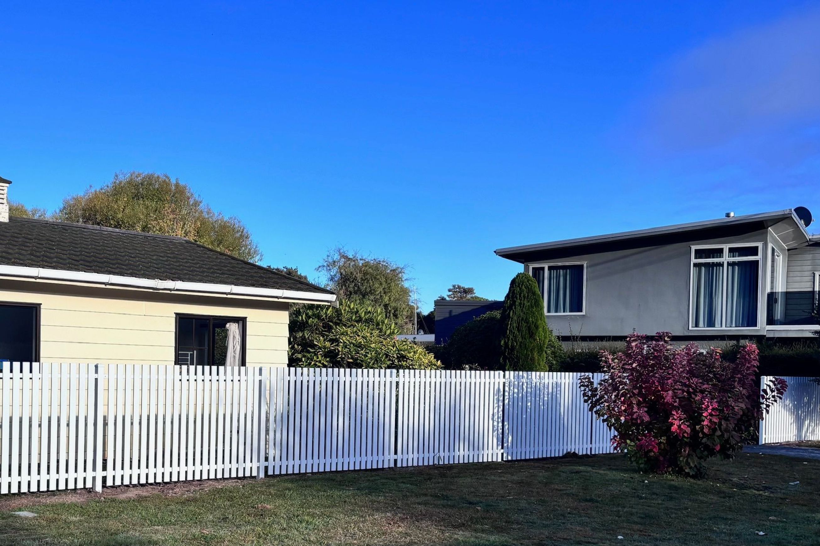 Mako Picket Fence