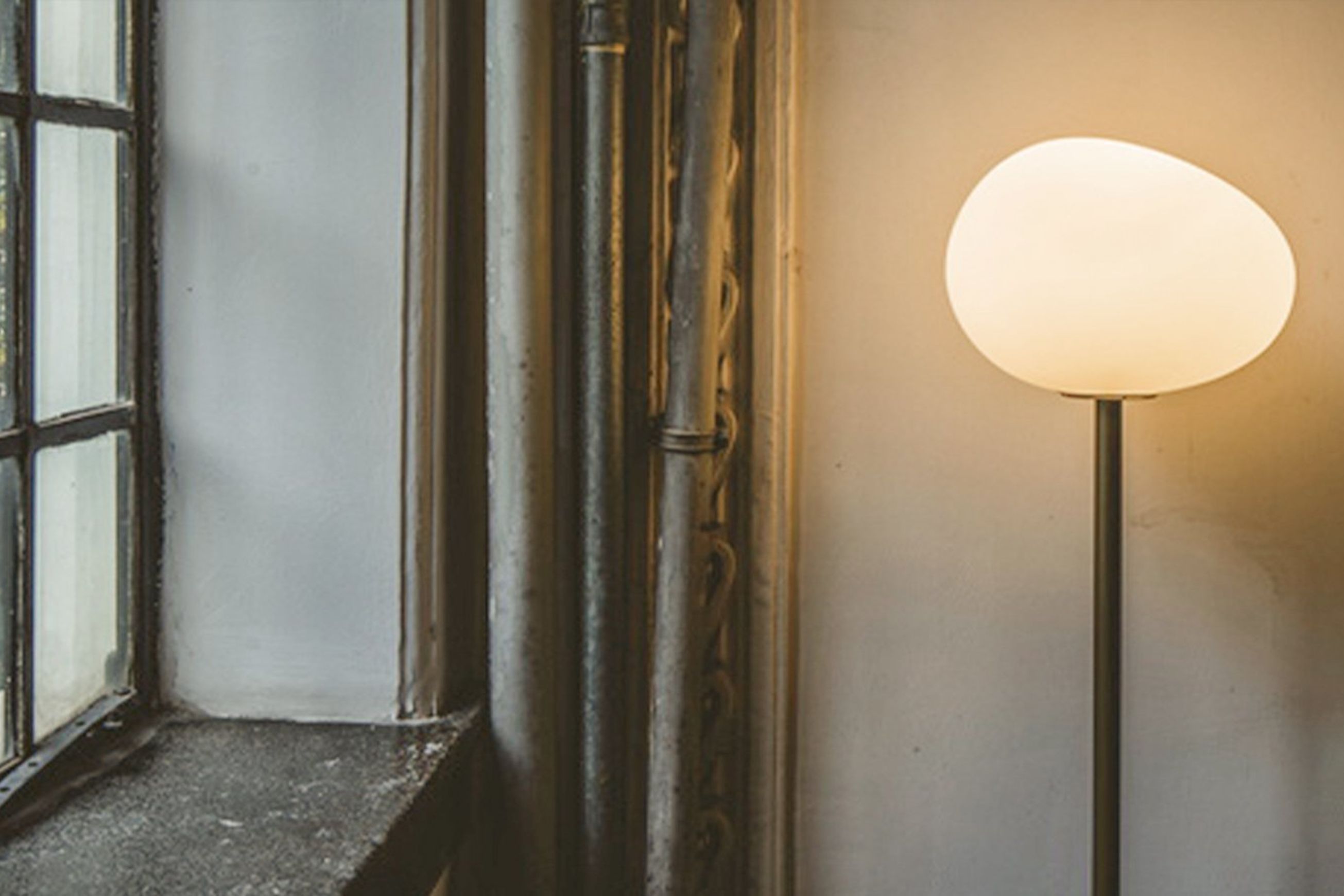 Gregg Media Glass | Floor Lamp