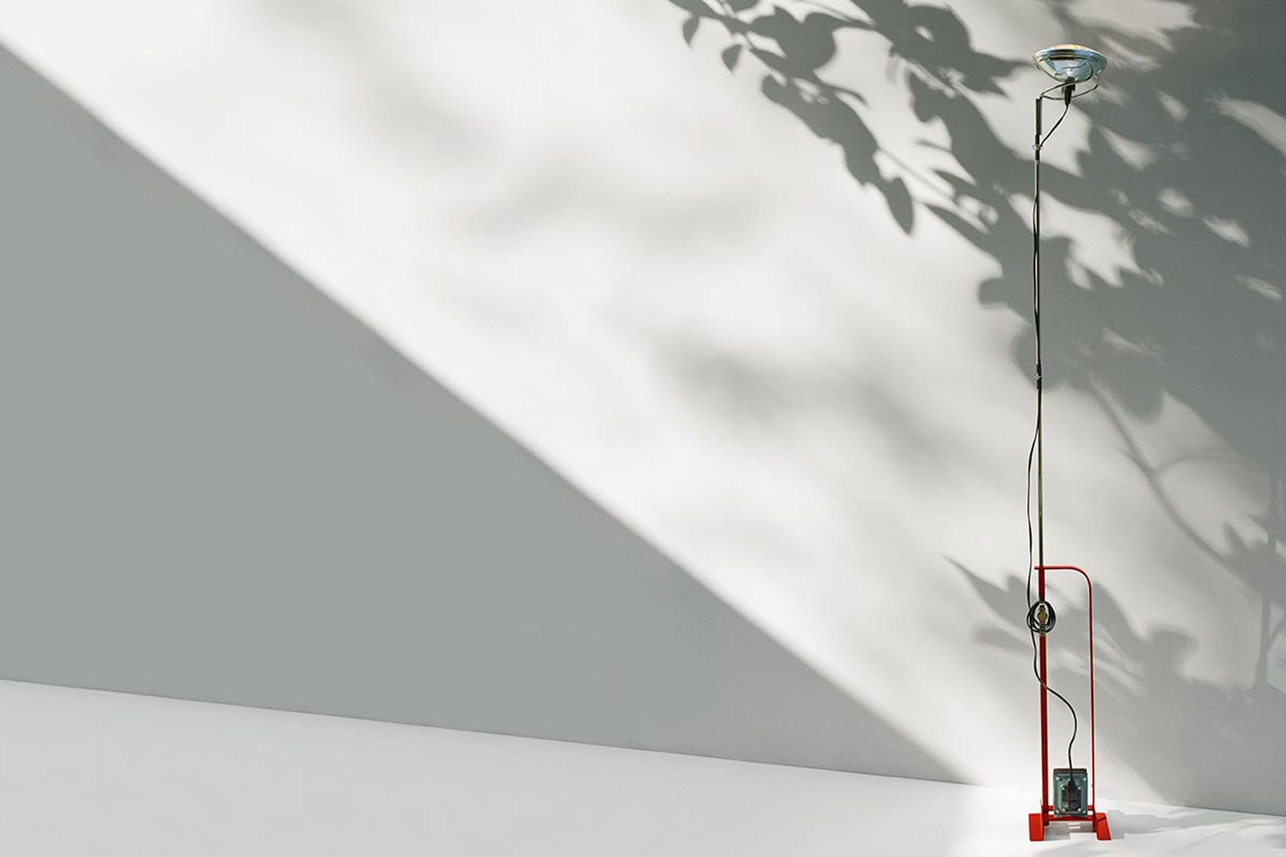 Toio Floor Lamp