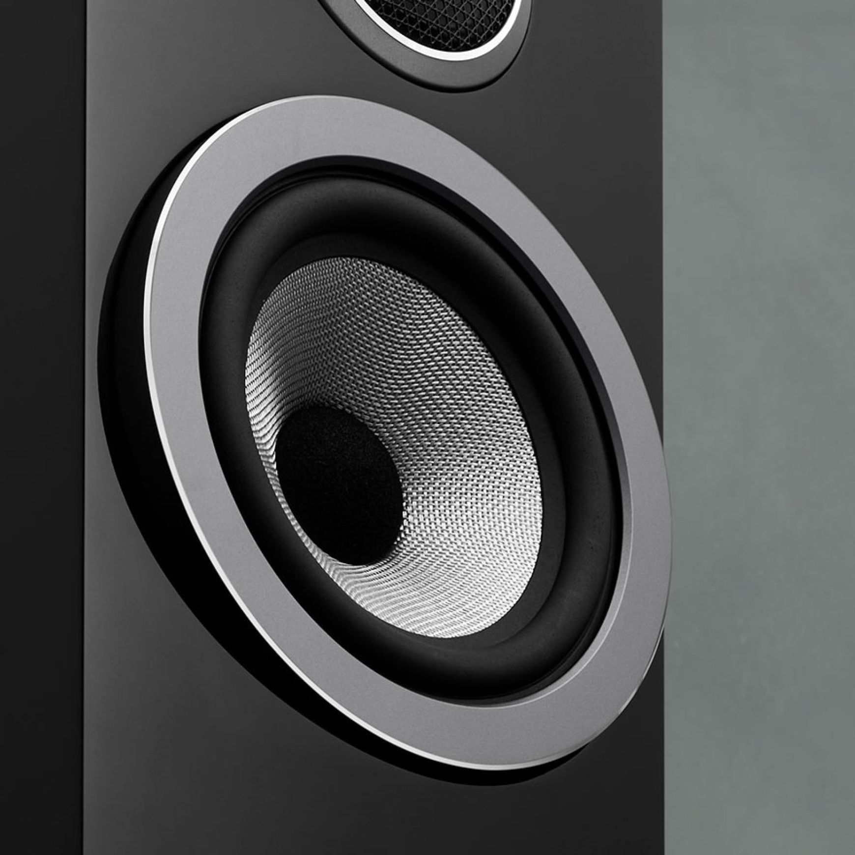 Bowers & Wilkins 705 S3 Stand-Mount Speaker