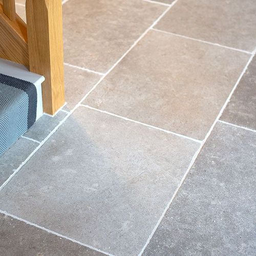 Chambolle Gris Limestone Tiles & Pavers