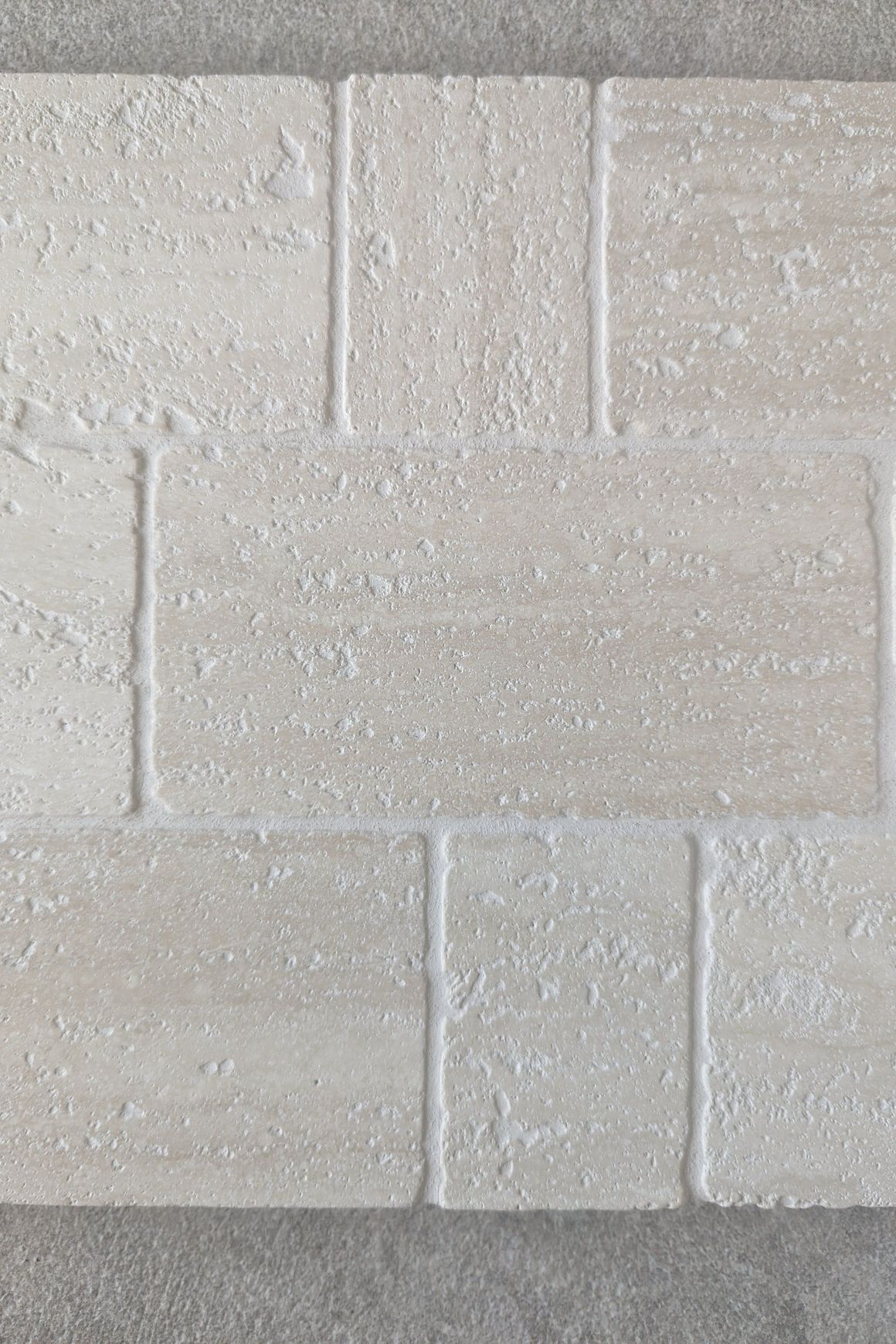 Baracoa Tumbled Mosaic - Ivory Travertine
