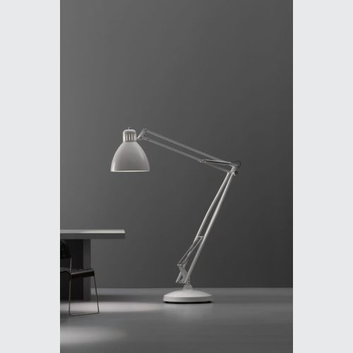 The Great JJ Floor Lamp by Leucos